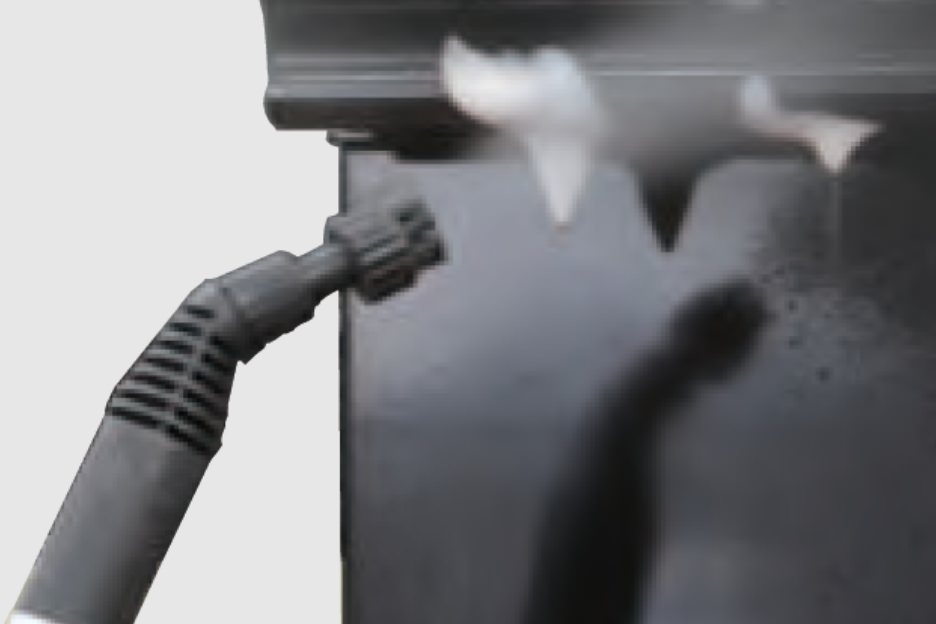 プロの本体クリーニング