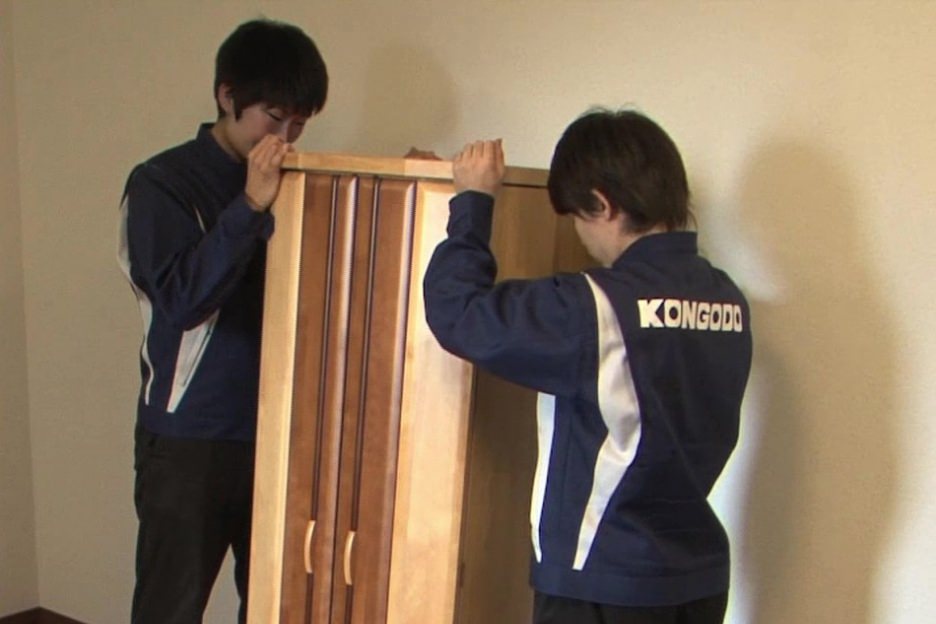 お仏壇の種類：1本型（家具調仏壇）の場合