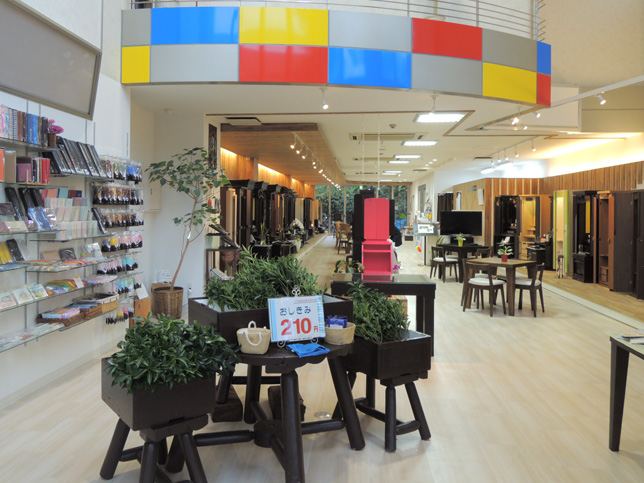 金剛堂_中部本店_店内_2