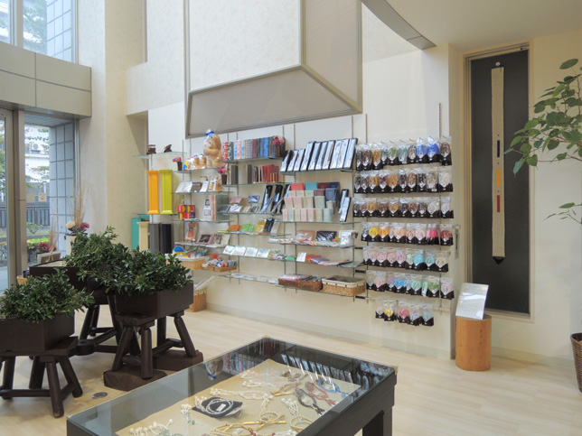 金剛堂_中部本店_店内_3