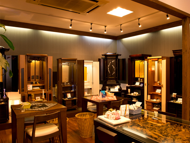 金剛堂_東大阪店_店内-1