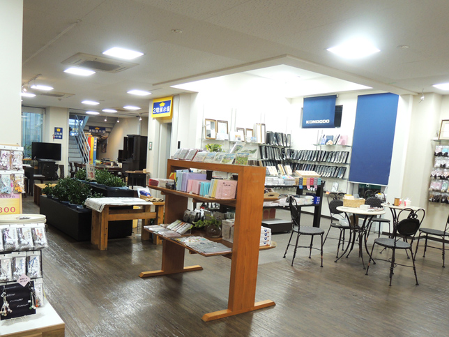 金剛堂_九州本店_店内-5