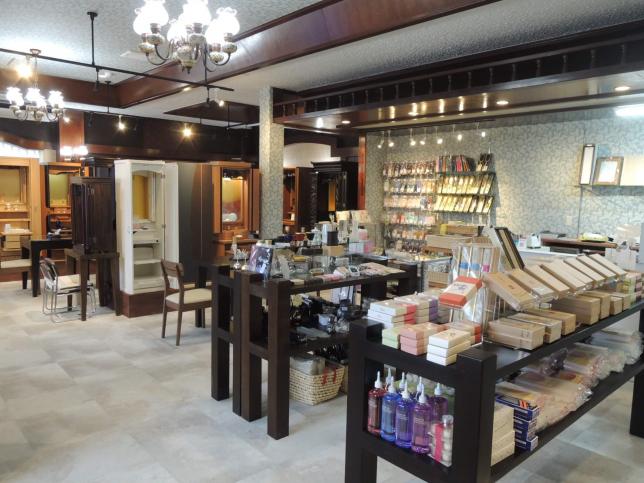 金剛堂_岡山店_店内_4