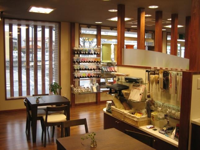 金剛堂_湘南店_店内-1