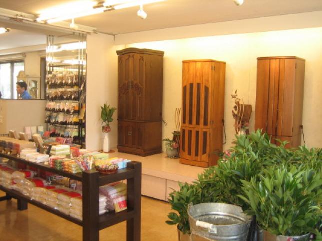 金剛堂_横浜店_店内-3