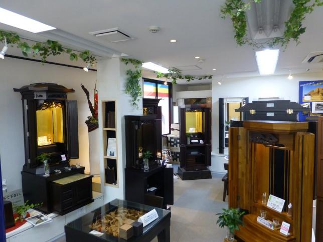 金剛堂_信濃町店_店内-2